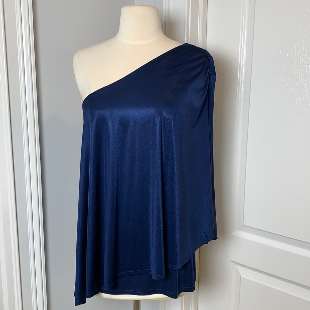 Drew NWT one shoulder top
